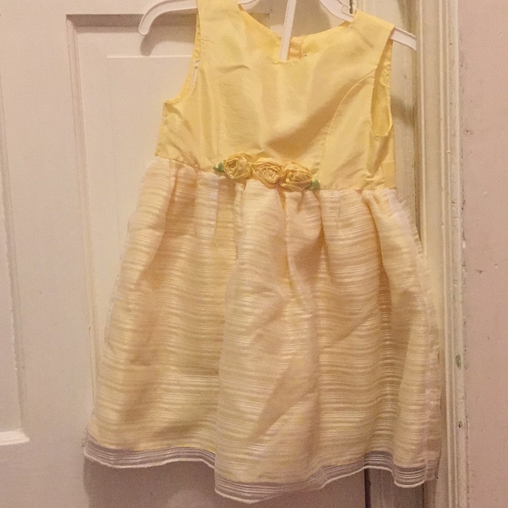 Yellow little girls dress